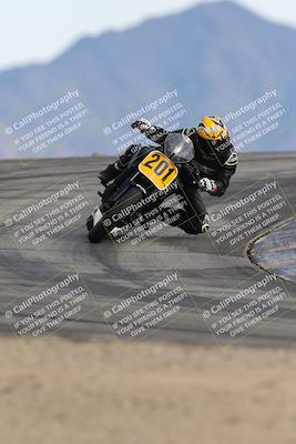 media/Nov-16-2025-Race Pace (Sun) [[8c5fa54630]]/Verified Riders/8-Turn 12 (120pm)/